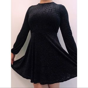 UO Ecoté Black Filigree Velvet Paisley Dress